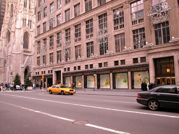 Rockefeller Center, 5th Ave, 34th St