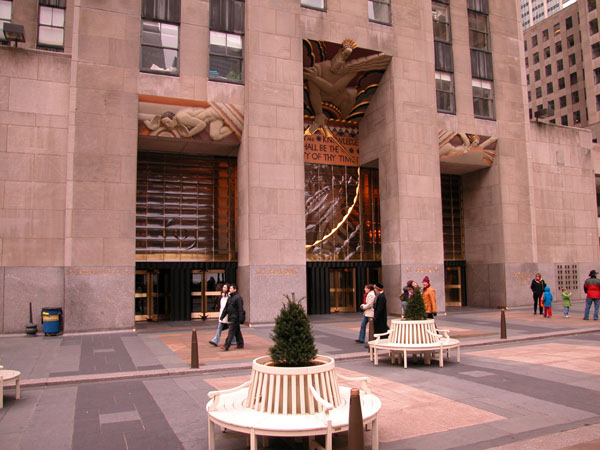 Rockefeller Center, 5th Ave, 34th St