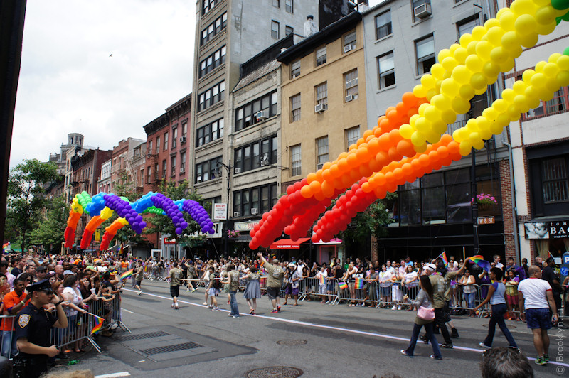 NYC Pride Parade 2011 — ежегодный парад геев и лесбиянок в Нью-Йорке